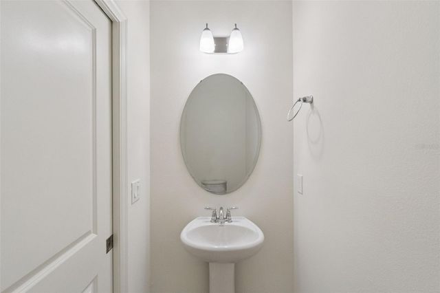 14235 KELLOGG AVENUE, Orlando, FL 32827