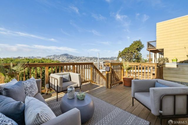 662 Lisbon Street, San Francisco, CA 94112