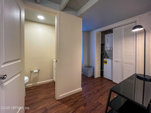 2745 DOWNING Street A, Jacksonville, FL 32205