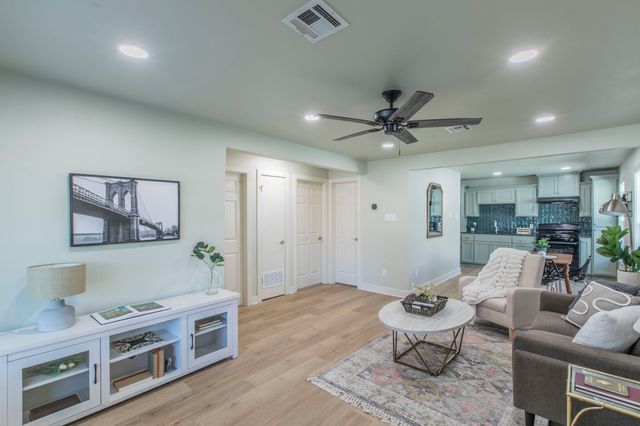 3112 N 29th Street, Waco, TX 76708