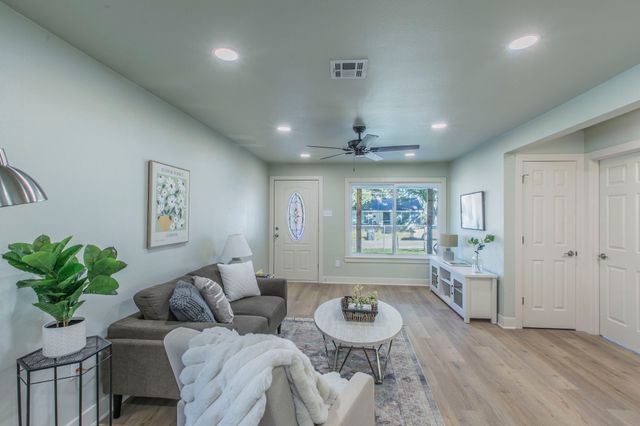 3112 N 29th Street, Waco, TX 76708