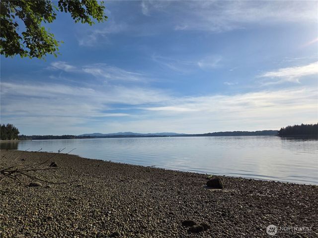 181 E Peale Drive, Shelton, WA 98584