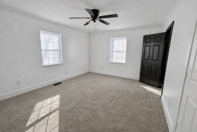 950 Sewell Branch Rd, Clifton, TN 38425