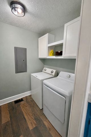 950 Sewell Branch Rd, Clifton, TN 38425