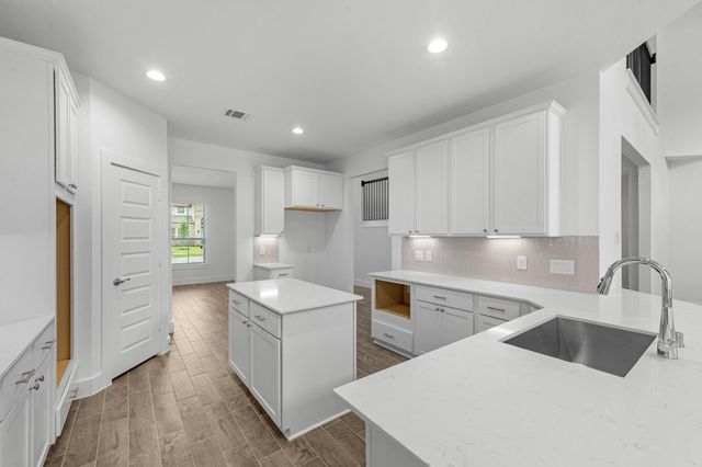 2935 Belle Tree Lane, Katy, TX 77493