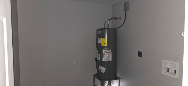 810 11th St, Corpus Christi, TX 78404