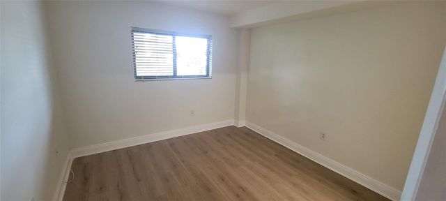 350 Palm Circle 104, Pembroke Pines, FL 33025