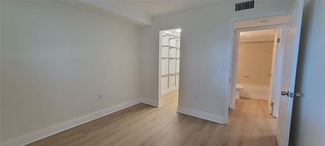 350 Palm Circle 104, Pembroke Pines, FL 33025