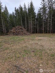 490 E Pinedirosa Road #B, Union, WA 98592
