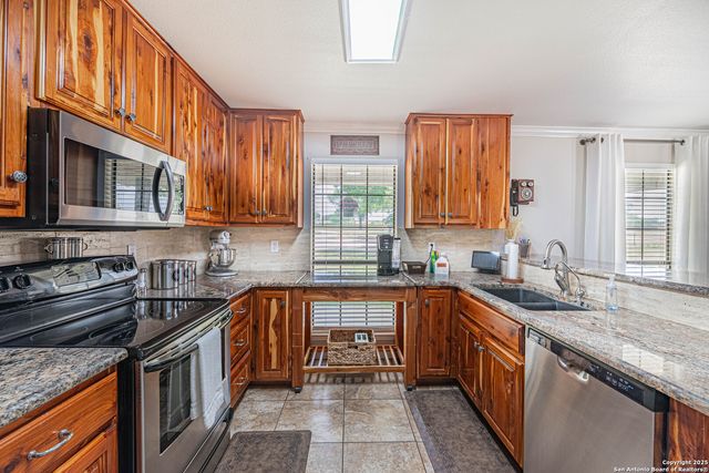 461 FM 3432, La Vernia, TX 78121