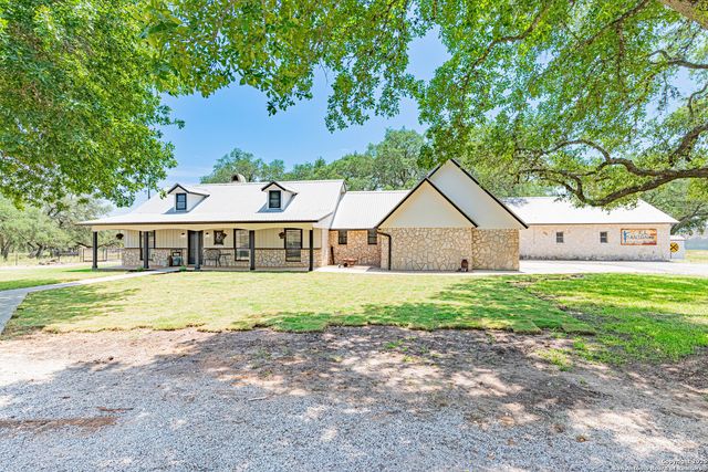 461 FM 3432, La Vernia, TX 78121