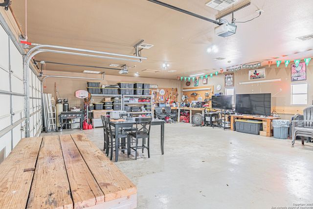 461 FM 3432, La Vernia, TX 78121