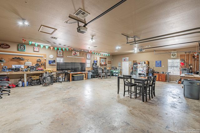 461 FM 3432, La Vernia, TX 78121