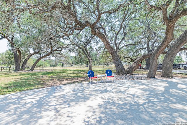 461 FM 3432, La Vernia, TX 78121