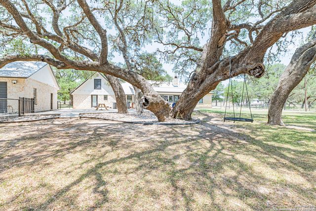 461 FM 3432, La Vernia, TX 78121