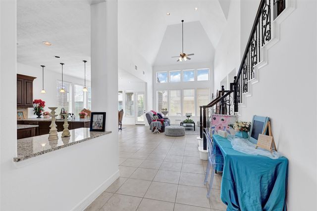 27915 Genesis Manor Ln, Katy, TX 77494