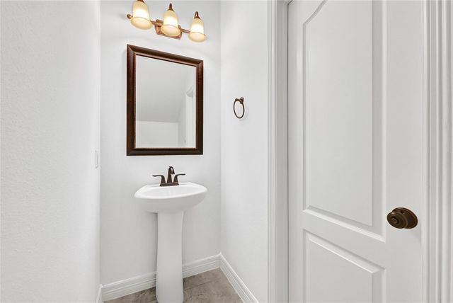 27915 Genesis Manor Ln, Katy, TX 77494