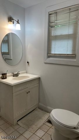 20 Mt Crest Rd, Jefferson Twp., NJ 07438