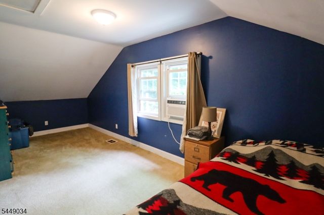20 Mt Crest Rd, Jefferson Twp., NJ 07438