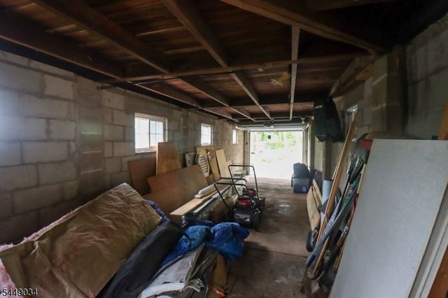 20 Mt Crest Rd, Jefferson Twp., NJ 07438
