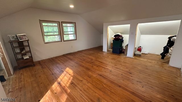 20 Mt Crest Rd, Jefferson Twp., NJ 07438