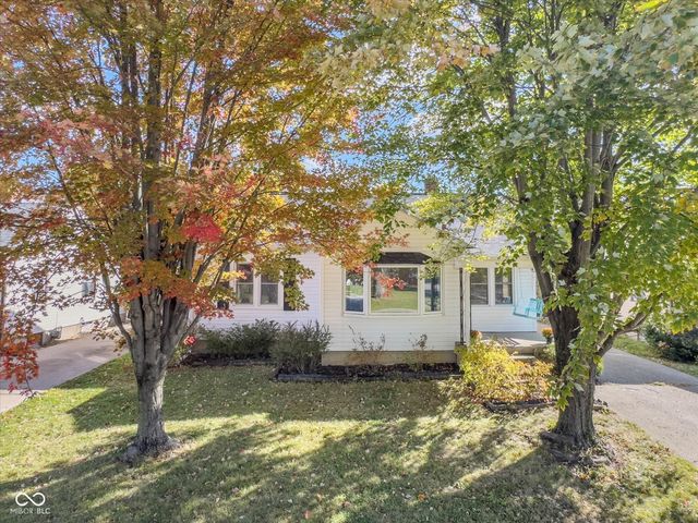 437 N 13th Avenue, Beech Grove, IN 46107