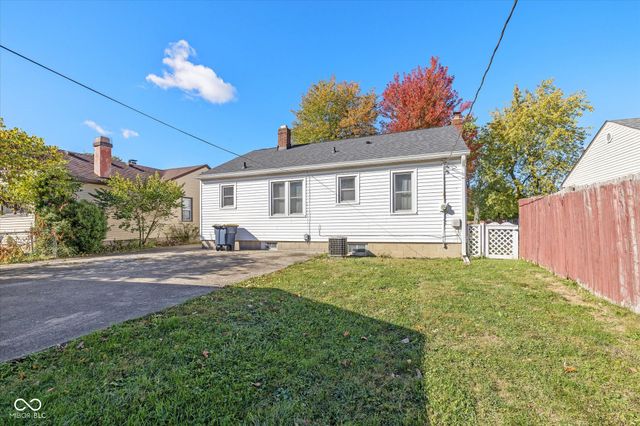 437 N 13th Avenue, Beech Grove, IN 46107