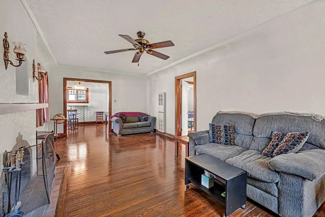 3055 Suncrest, San Diego, CA 92116