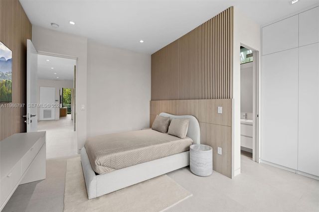 4534 Sheridan Ave, Miami Beach, FL 33140