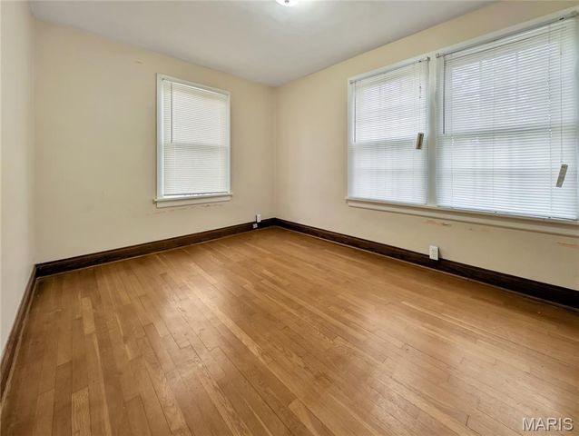 4401 Charlie Dooley Drive, St Louis, MO 63121