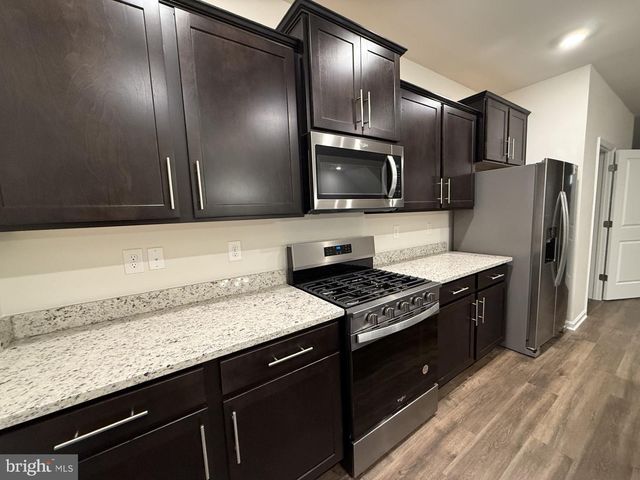 742 COMPASS WAY, Frederick, MD 21701