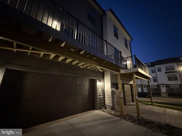 742 COMPASS WAY, Frederick, MD 21701