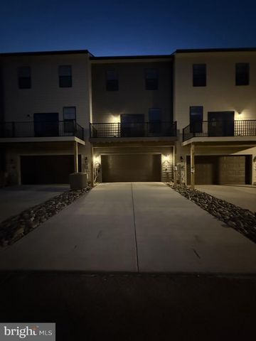 742 COMPASS WAY, Frederick, MD 21701