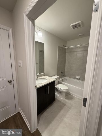 742 COMPASS WAY, Frederick, MD 21701
