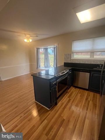 2569 LAUREL BRANCH DR, Waldorf, MD 20603