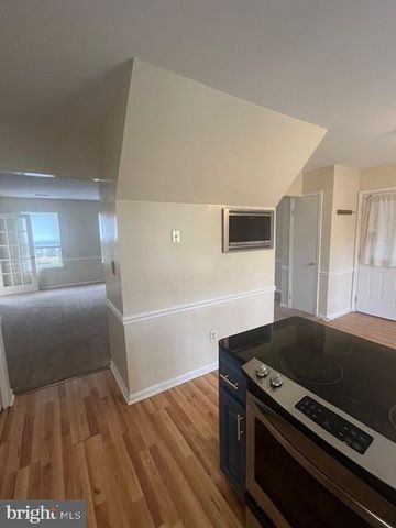 2569 LAUREL BRANCH DR, Waldorf, MD 20603