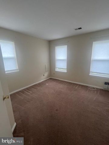 2569 LAUREL BRANCH DR, Waldorf, MD 20603