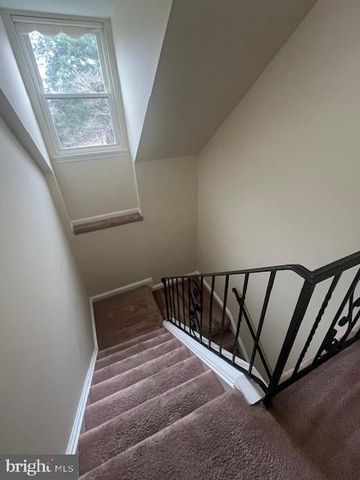 2569 LAUREL BRANCH DR, Waldorf, MD 20603