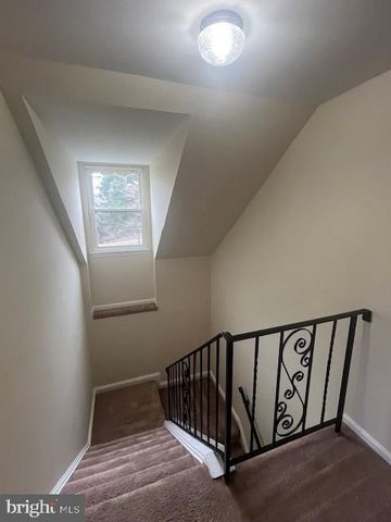 2569 LAUREL BRANCH DR, Waldorf, MD 20603