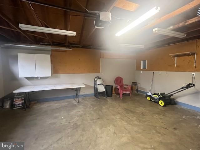 2569 LAUREL BRANCH DR, Waldorf, MD 20603