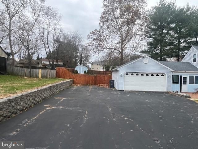 2569 LAUREL BRANCH DR, Waldorf, MD 20603