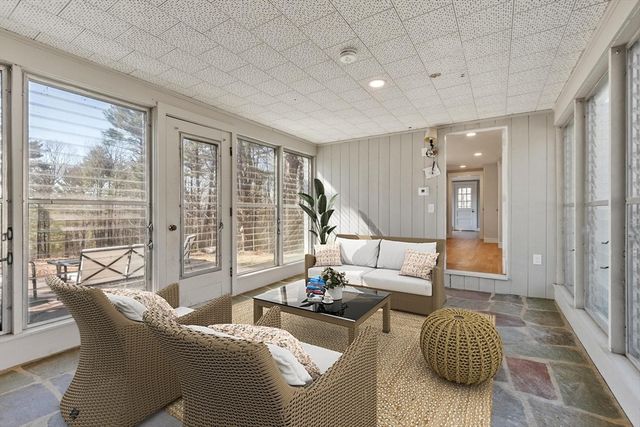 20 Bolton Rd, Harvard, MA 01451