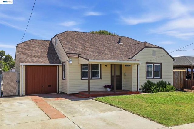 37340 Locust St, Newark, CA 94560