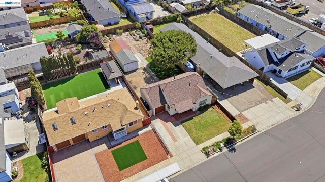 37340 Locust St, Newark, CA 94560