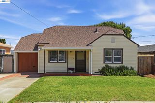 37340 Locust St, Newark, CA 94560