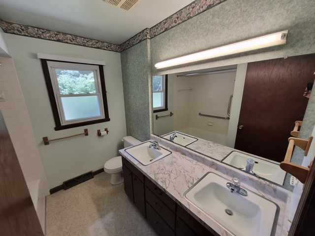 5133 N West Rotamer Road, Milton, WI 53563