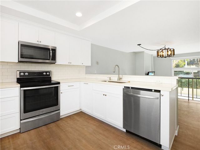 405 2nd, Hermosa Beach, CA 90254