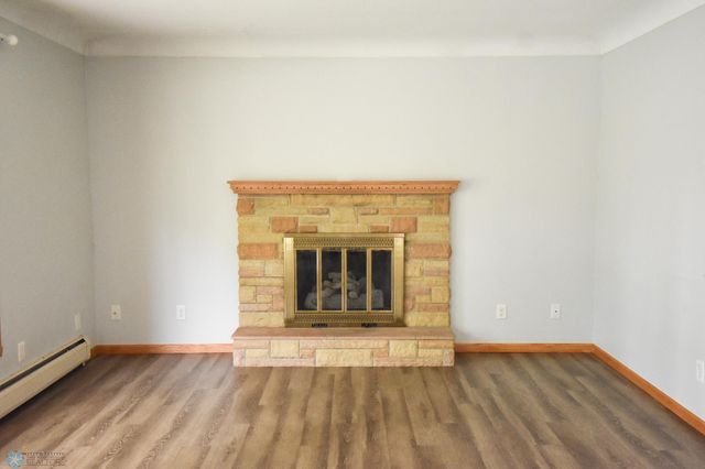 1613 15th Street S, Moorhead, MN 56560