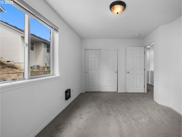 38737 BARLOW Pkwy, Sandy, OR 97055