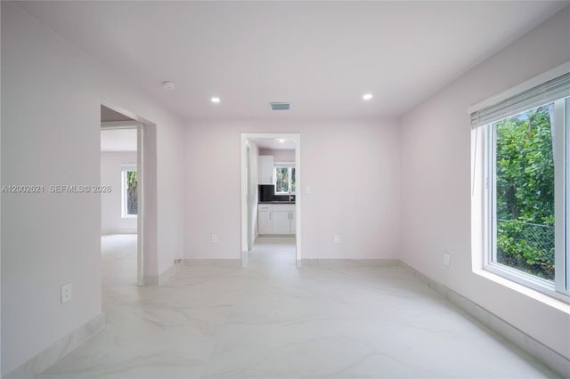 2456 Jackson St 1, Hollywood, FL 33020